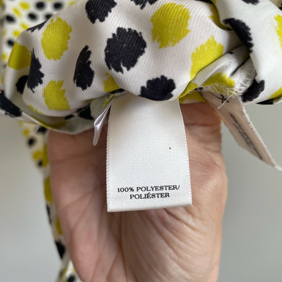 BLACK YELLOW GREEN SLEEVELESS BLOUSE TOP RUFFLES TIE FRONT PETITE DOTS SPRING - Picture 9 of 9